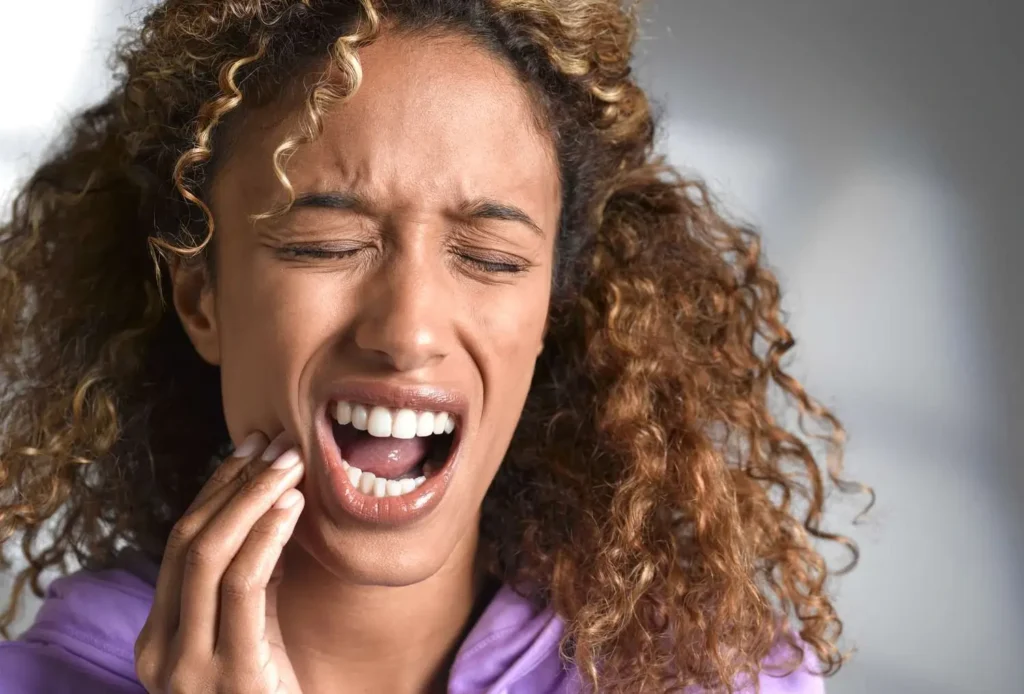 When to See a Dentist for Persistent Tooth Pain and Sensitivity Worthing